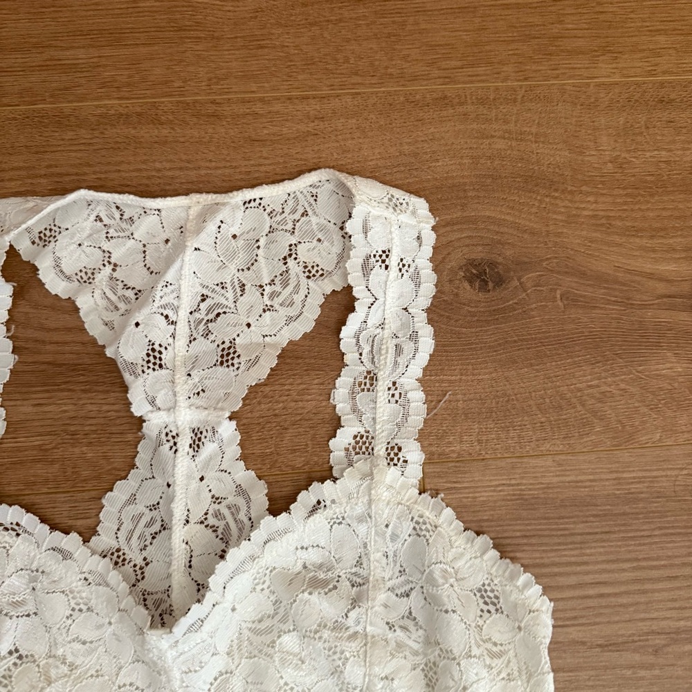 Lace Racerback Bralette - Picture 14 of 15